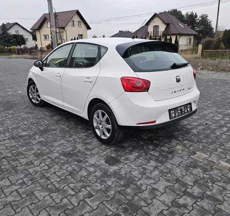 samochody osobowe Seat Ibiza cena 19500 przebieg: 192000, rok produkcji 2010 z Radom